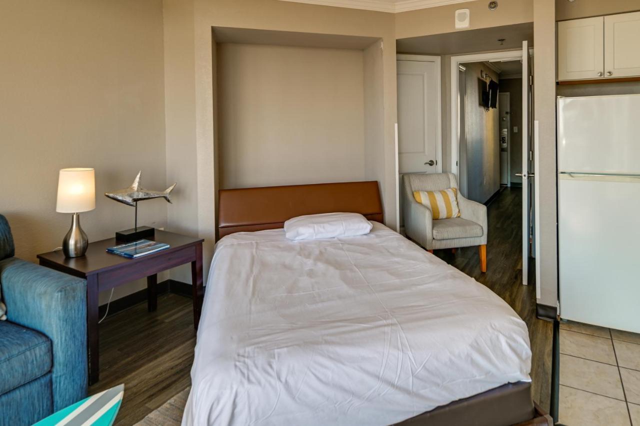 Myrtle Beach Condo With Resort Pool And Beach Access! Εξωτερικό φωτογραφία